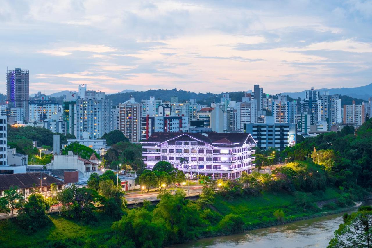 Blumenau Tower By Castelo Itaipava Hotell Eksteriør bilde